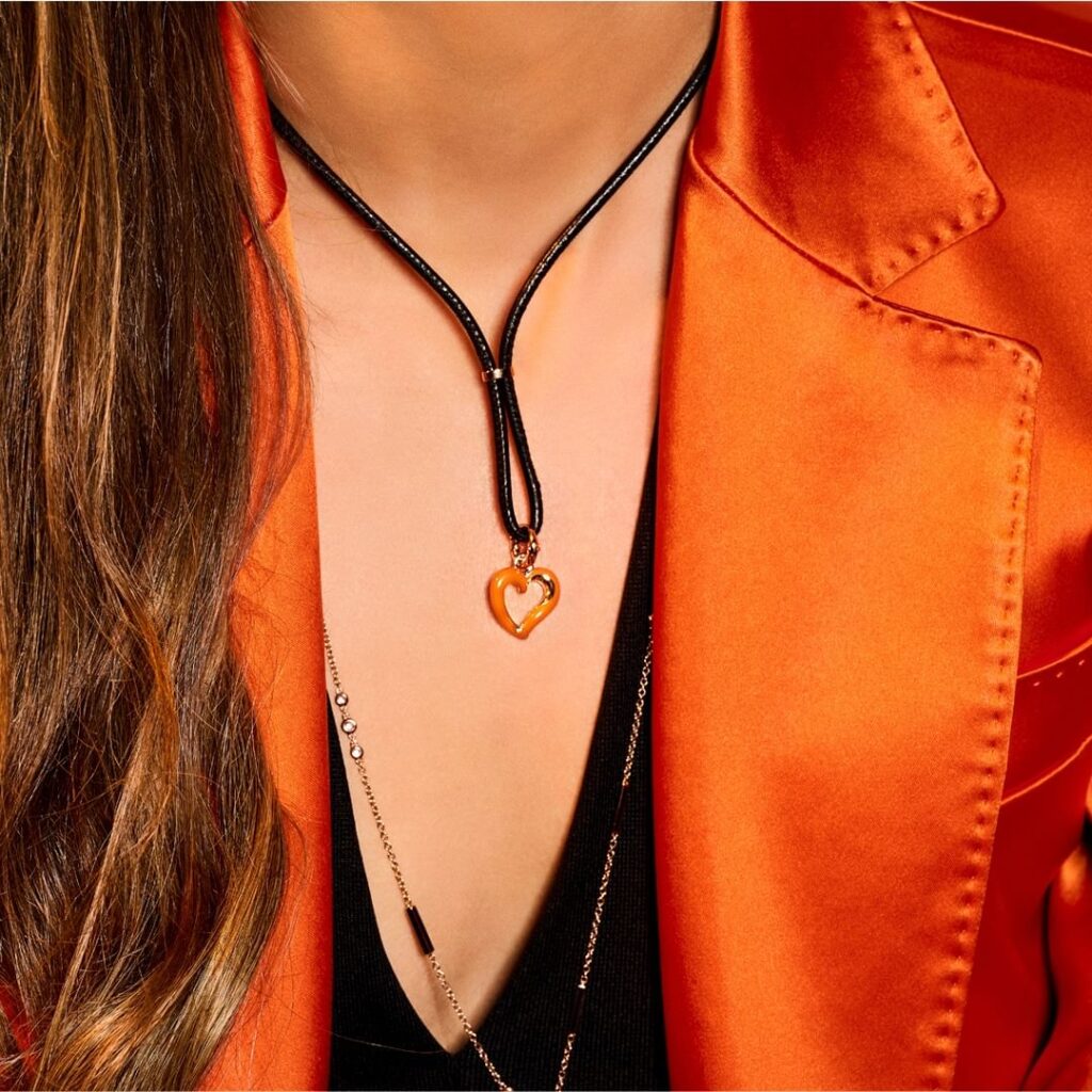Colección Copacabana: la colección más trendy de Tirisi / Patricia Olivares Taylhardat, joyas, colección copacabana, Tirisi, look, línea, colgantes, brazaletes, propuesta, trendy, Joyería Braganza, Braganza Jewels , anillos, corazones, pendientes, protagonista, brillante, estilo, personalidad, joyería, tendencias, brazalete, anillo, piedras
