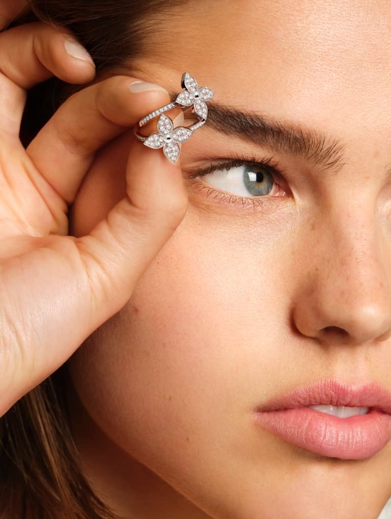 Star Blossom, la nueva colección de joyas de Louis Vuitton / Patricia Olivares Taylhardat, Star Blossom, Louis Vuitton, Monogram Flower, colección, oro, joyería, monograma, maison, brazalete, baúles, diamantes, elegancia, anillo, pulsera, pendientes, colgantes, creaciones, talismanes, metales, piedras, diseño, modernos