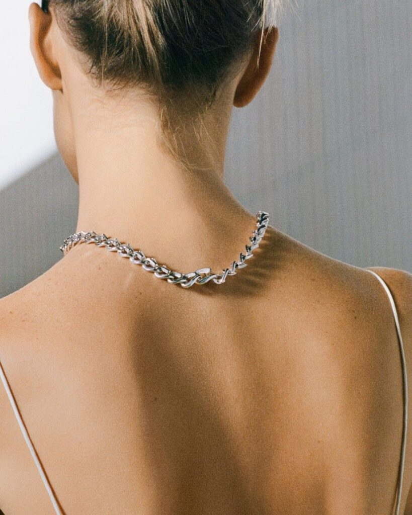 Tiffany Forge: Las vueltas de la vida / Patricia Olivares Taylhardat, Tiffany, Forge, collares, brazaletes, anillos, aretes, diseños
