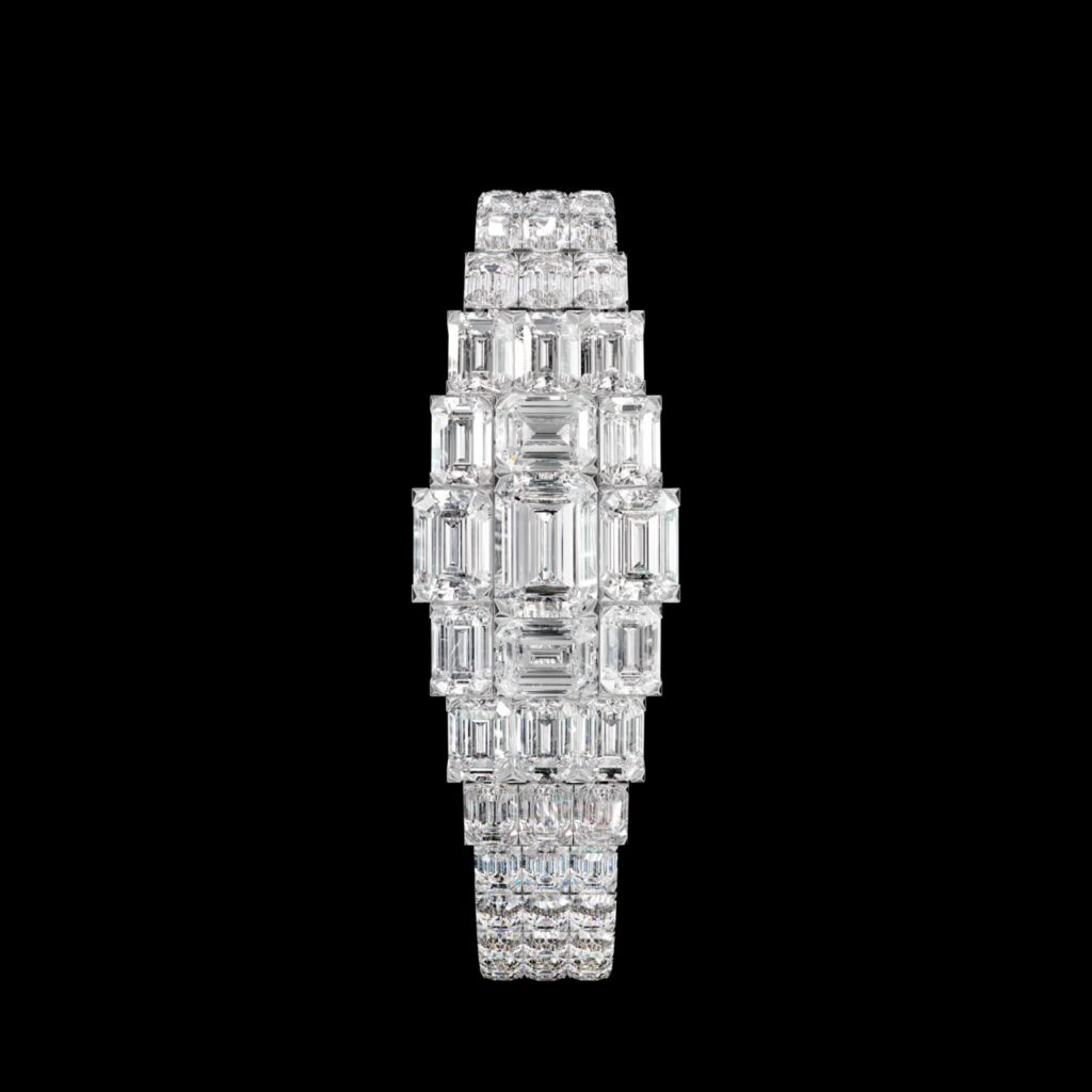 Lady Kalla de Vacheron / Patricia Olivares Taylhardat, Vacheron, Lady Kalla, Gran Lady Kalla, Gran Premio de Relojería de Ginebra, Vacheron Constantin, Salón Internacional de la Alta Relojería de Ginebra, Côtes de Genève, diamantes, cuerda, esmeralda, correa, joyería, oro, maison, rubíes, 19.800 vph, aguja, trofeo, 2001, corona, satén, engastado, 30 quilates, 18 quilates, 1980, relojes, baguette, 8 quilates, hebilla