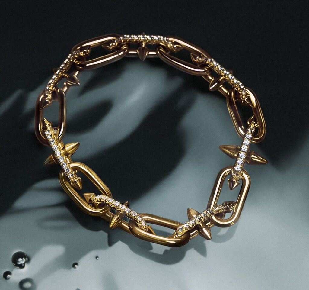 Pharrell Williams lanza brillante colección junto a Tiffany & Co / Patricia Olivares Taylhardat, Tiffany & Co, Tiffany Titan, Pharrell Williams, Poseidón, Neptuno, Virginia Beach, Atlantis, Atlántida, colección, punk, diamantes, anillos, tridente, joyas, artista, engastadas, gemas, pavé, engastes, titanio, rey, titán, clásicos, estilista, música, estadounidense, cantante, mitología griega, 18 quilates, oro, pulseras, pendientes, collares, romanos, antiguos, diseños
