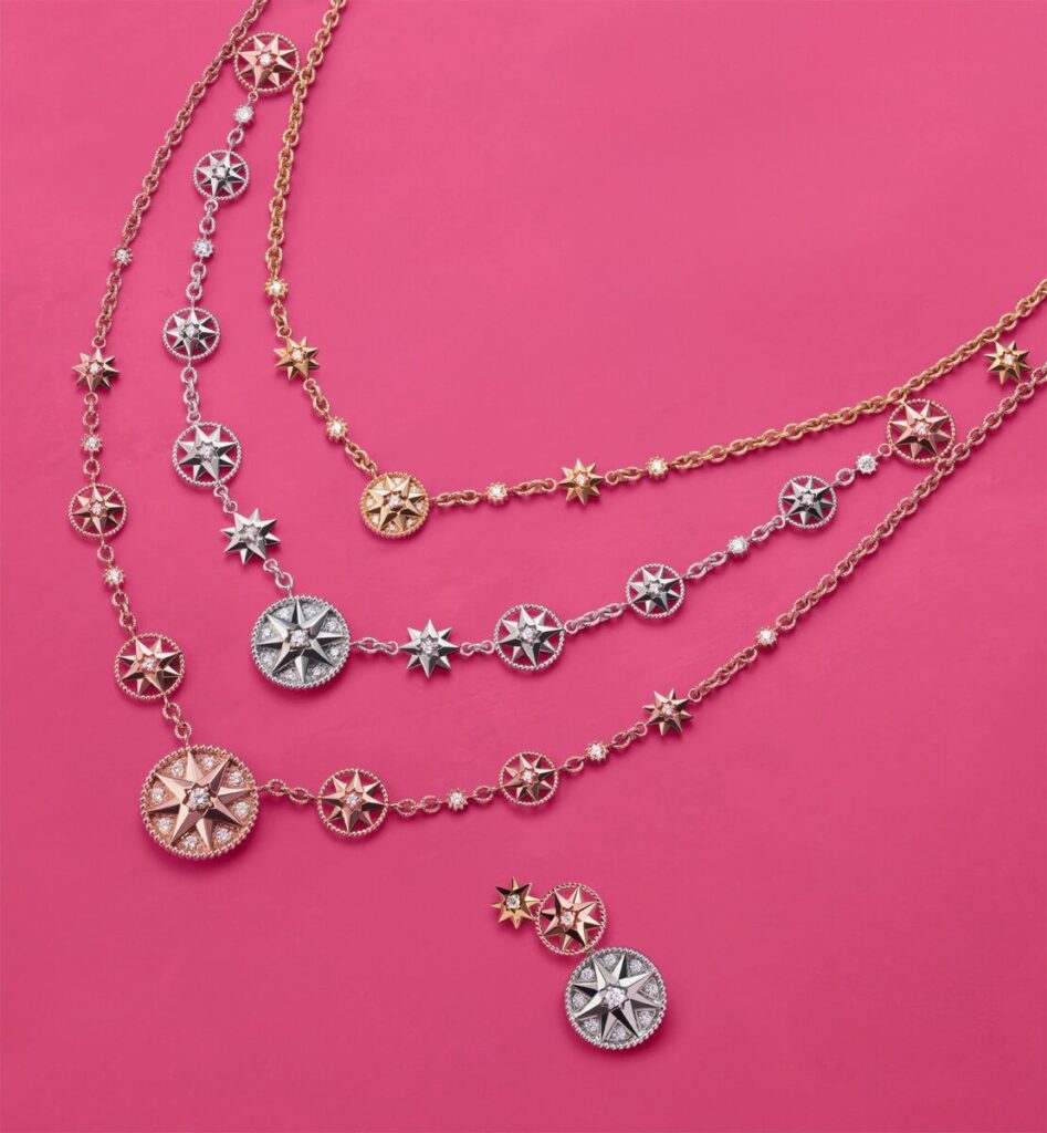 Étoile des Vents: la estrella de la suerte de Dior / Patricia Olivares Taylhardat, Dior, Rose des Vents, Étoile des Vents, Catherine Dior, Victoire de Castellane, accesorios, anillas, anillos, brillantes, broche, cadena, colección, collares, diamantes, joyas, look, minimalismo, oro, pendiente, pulsera, set