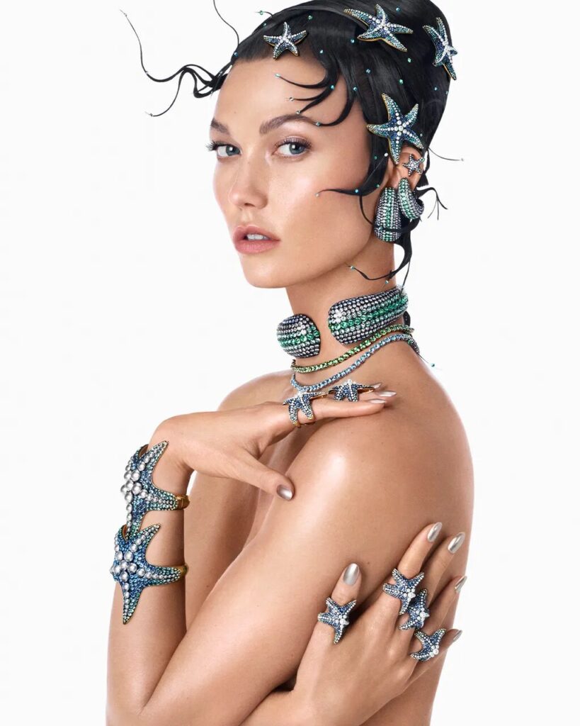Swarovski, brillante como el mar / Patricia Olivares Taylhardat, Swarovski, mar, marino, collares, conchas, brazaletes, estrellas de mar, diamantes, perlas, océano, cristales, sirenas, perlas, zafiros