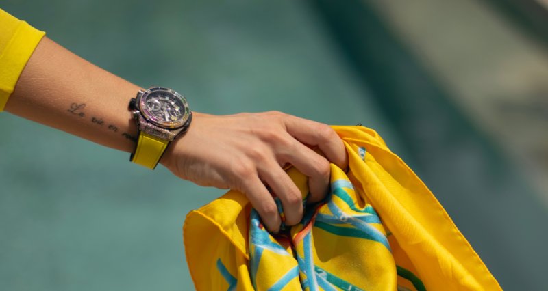 Belinda luce el reloj más cool / Patricia Olivares Taylhardat, Belinda, reloj, cool, ultralujosa, moderna, HUBLOT, Big Bang, Titanium Rainbow, audacia, arte, precisión, belleza