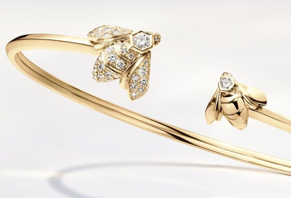 Chaumet lanza su colección Bee / Patricia Olivares Taylhardat, Chaumet, colección, Bee, línea, joyería, naturalistas, abejas, naturaleza, alvéolos, colmena, parisina, oro, diamantes, capacidad, apilamiento, talla, hexagonal, 88 facetas