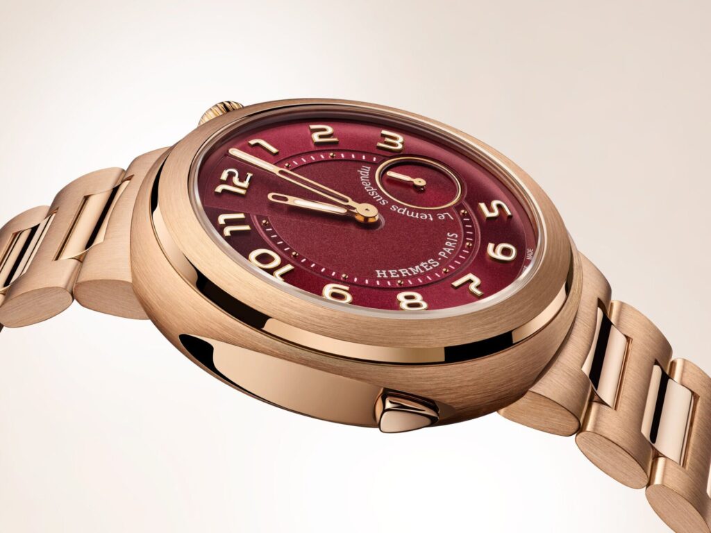 Los relojes más sorprendentes de Watches and Wonders 2025 / Patricia Olivares Taylhardat, relojes, Watches and Wonders 2025, Watches, Wonders, 2025, relojería, Cartier, Tank à Guichets, preciosos, oro, platino, Piaget, homenaje, Andy Warhol, material, caja, esfera, piedra, bisel, diamantes, ojo, tigre, Hermés, elegante, Cut, rubí, pulsa, Jaeger-LeCoultre, Reverso, Tribute Monoface, brazalete, milanés, Lady Arpels Bal des Amoureux Automate, Van Cleef & Arpels, guinguette, baile, suburbios, parisinos, siglo XIX